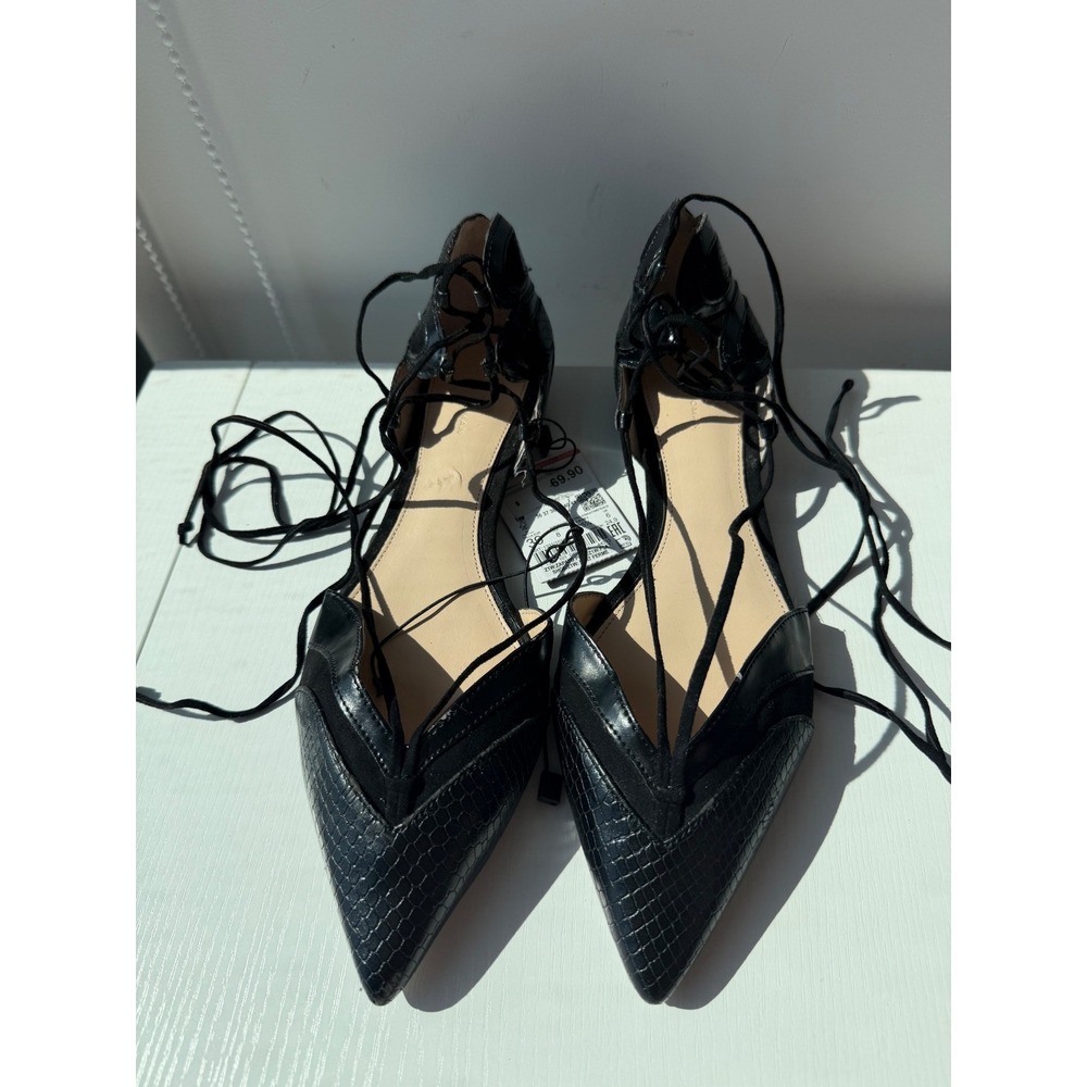 Zara Woman Black Lace Up Pointed Toe Flats Snakeskin Embossed Shoes 39 US 8 NWT